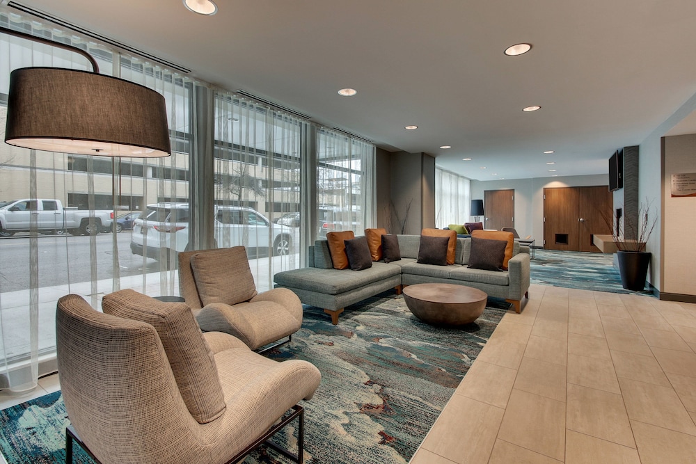 Fairfield Inn & Suites By Marriott Birmingham Downtown 32/38