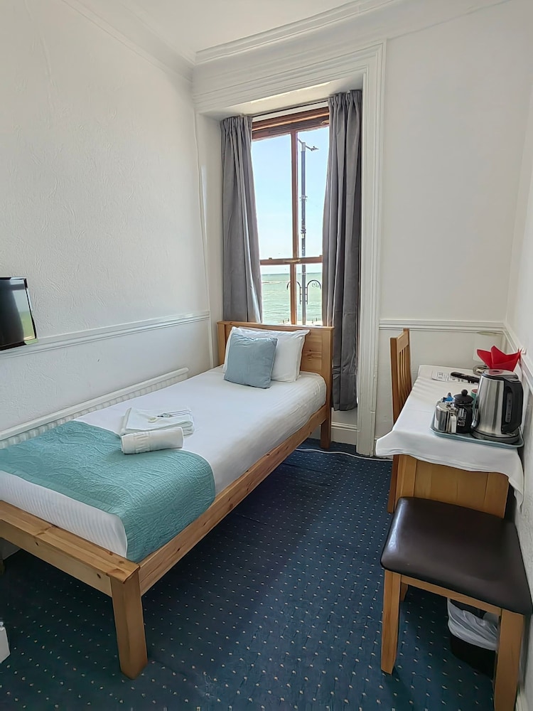 Celtic Bay Guest House 15/57
