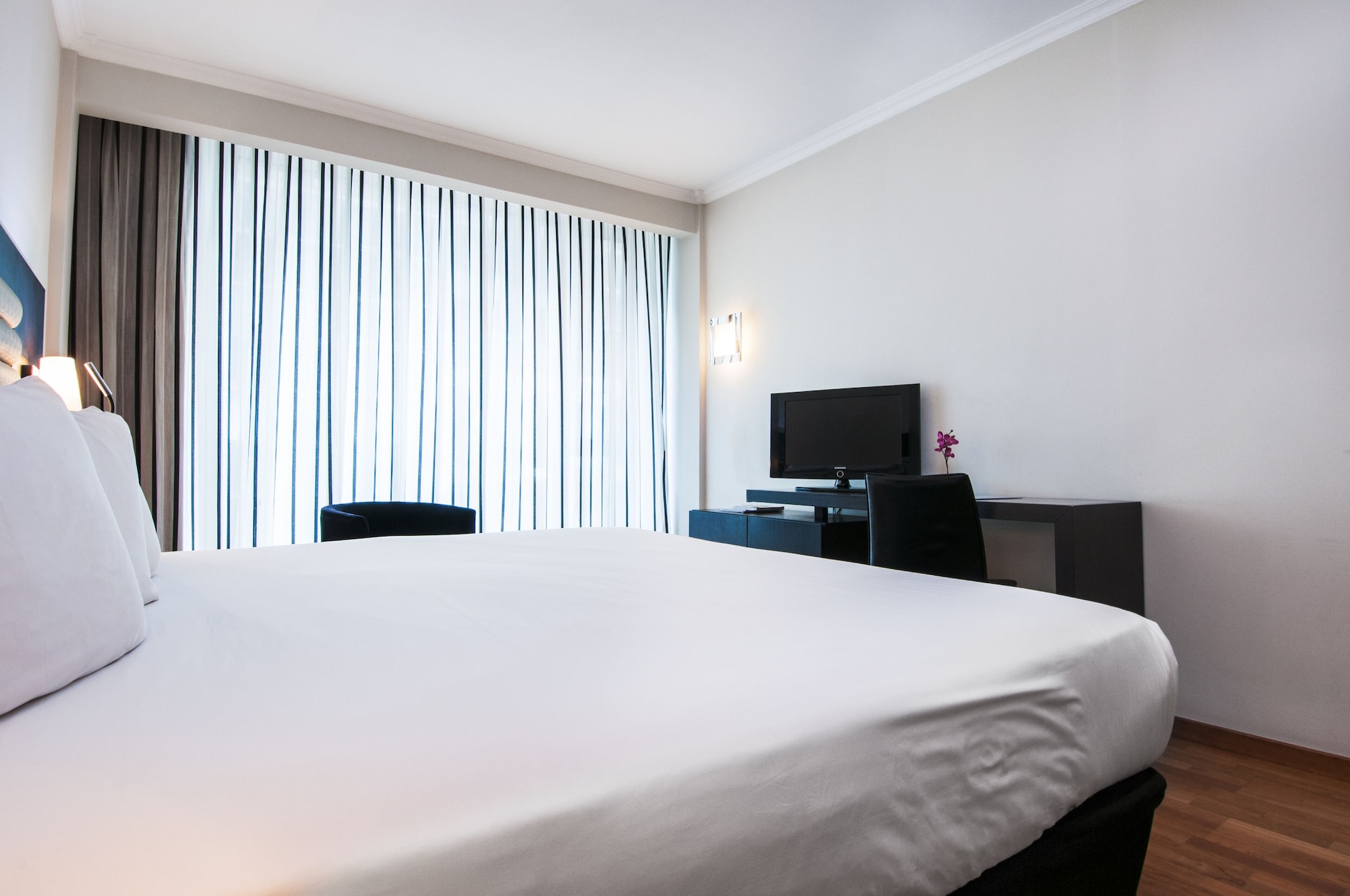 Room, Double Bed