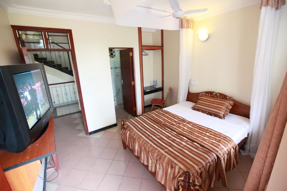 CoastGate Hotel 20/50