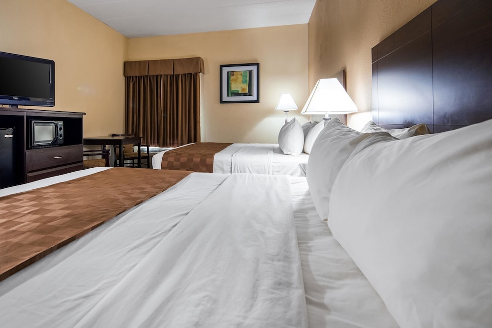 Quality Inn and Suites Southport 13/36