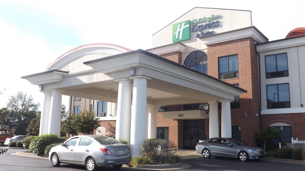 Holiday Inn Express Hotel Suites Dyersburg 1/41