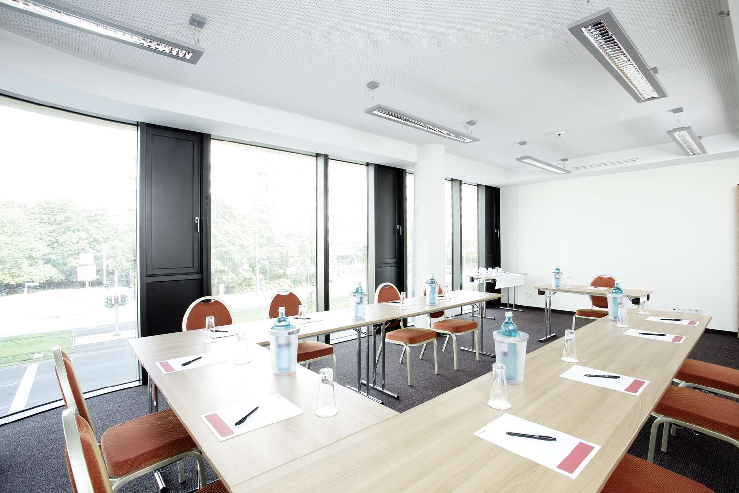 Hotel Berlin Alexanderplatz by Leonardo Hotels 12/16