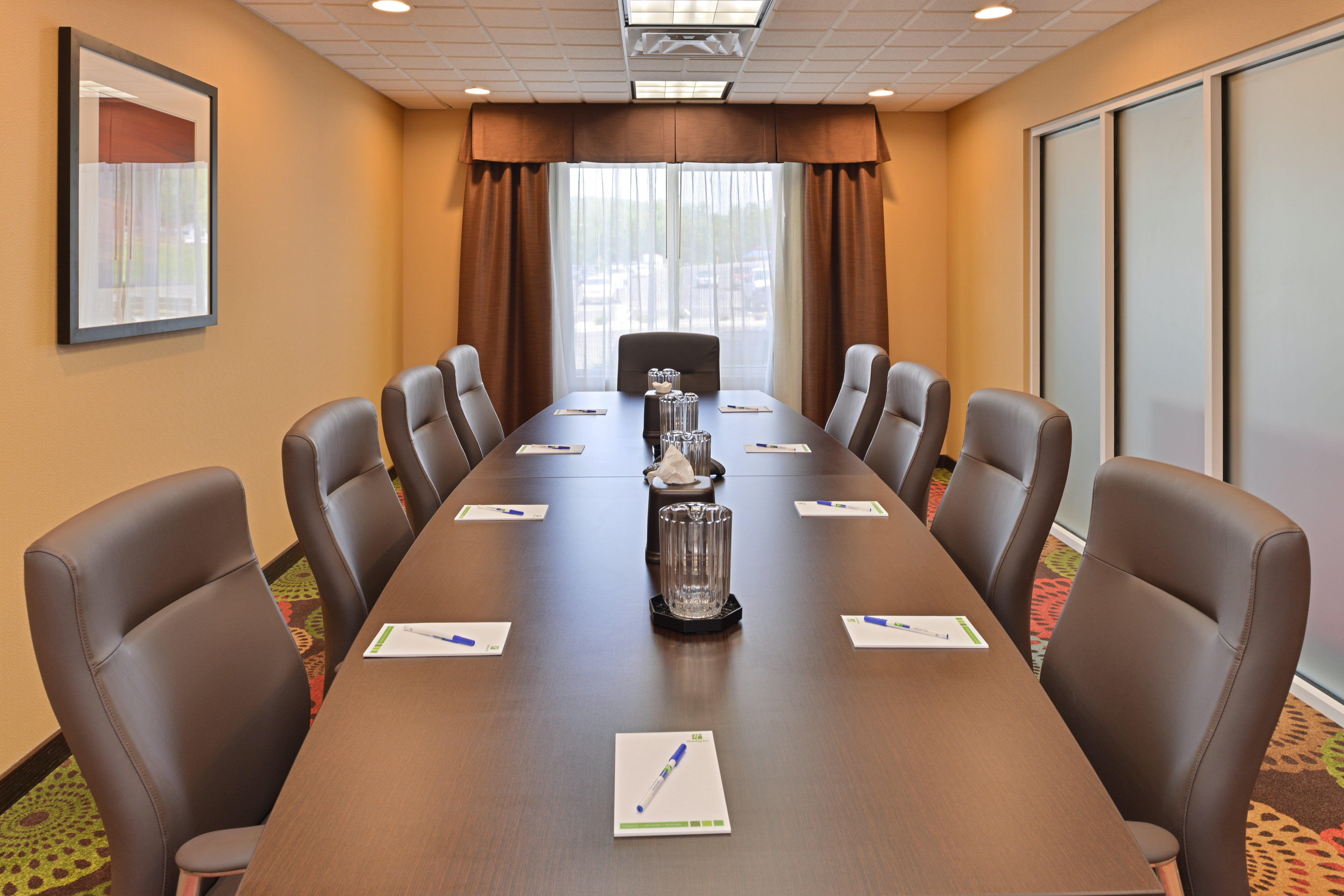 Holiday Inn Express And Suites Ironton 64/76