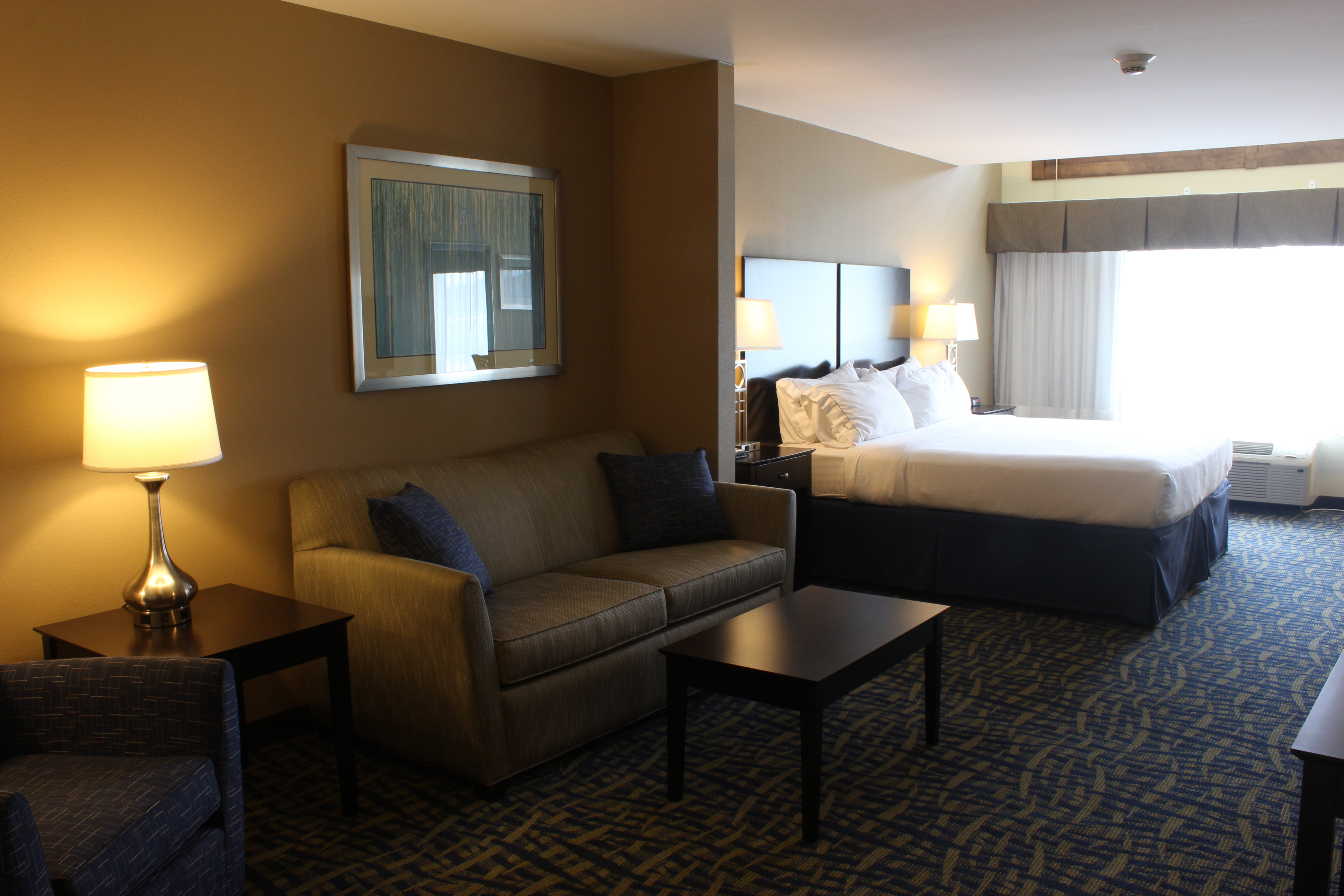 Holiday Inn Express And Suites Lebanon 25/40