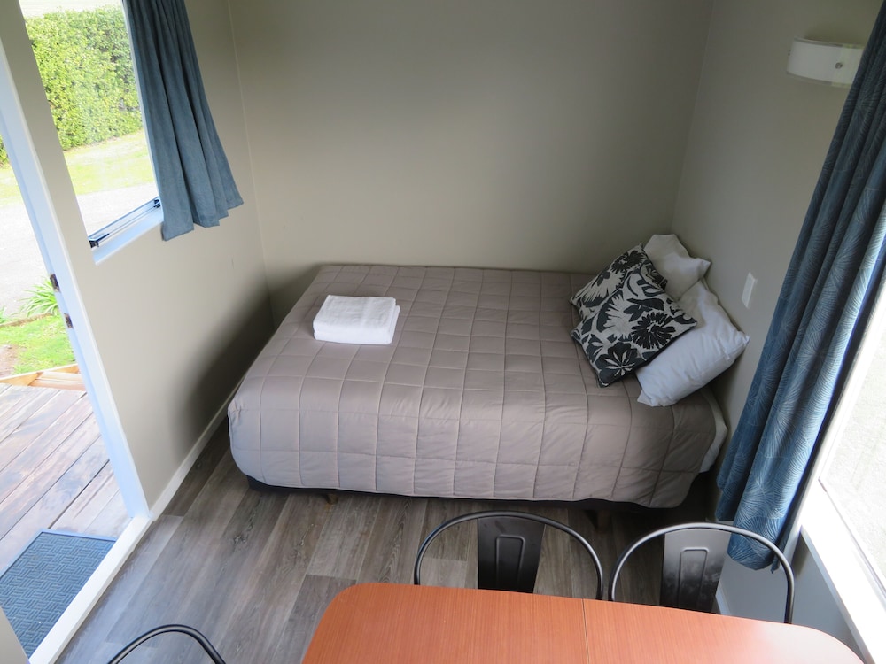 Whanganui Seaside Holiday Park 20/50