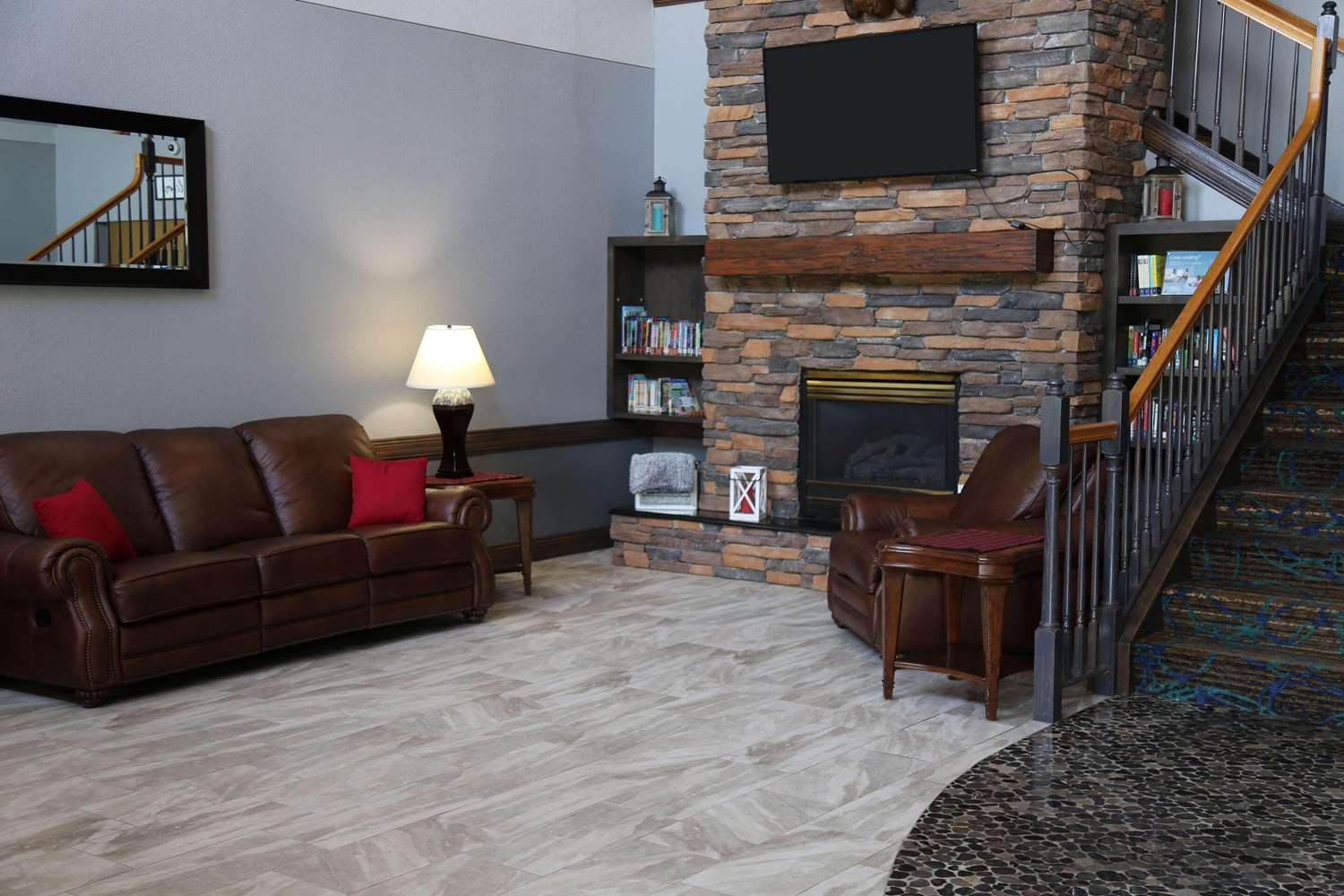 Country Inn & Suites by Radisson, Little Falls, MN 12/14