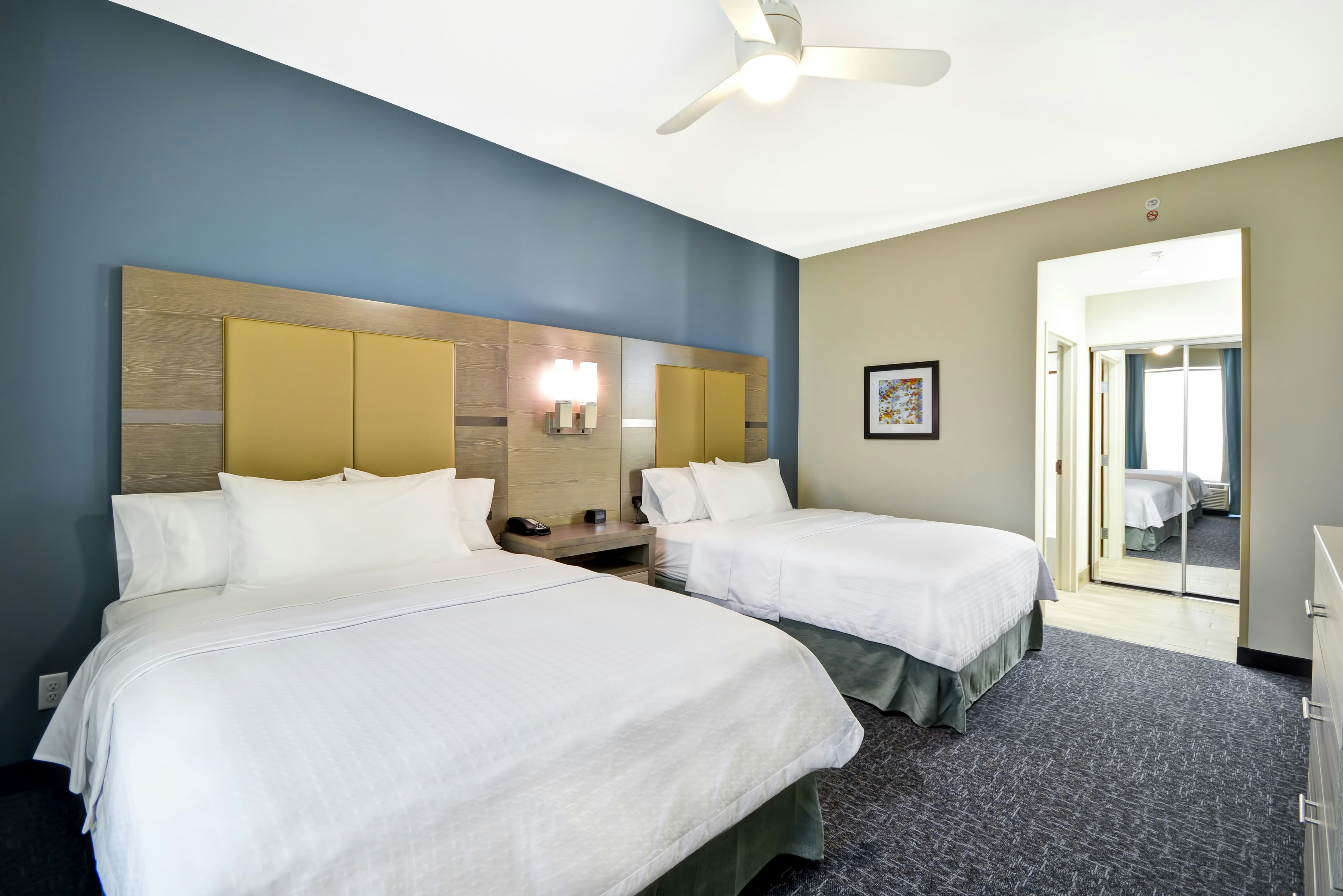 1 BEDROOM, SUITE, 2 QUEEN BEDS