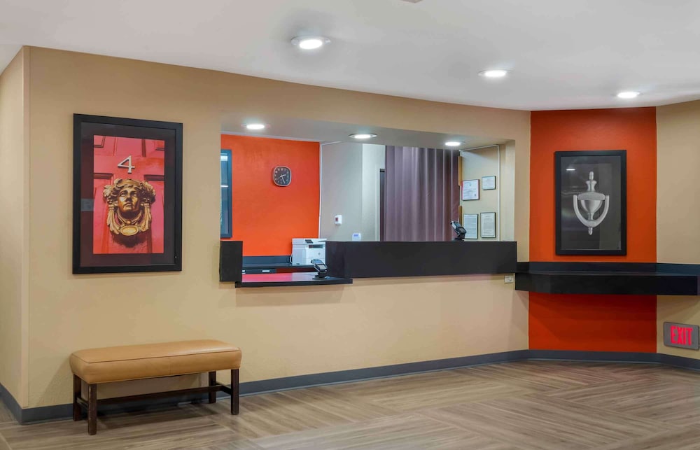 Extended Stay America Suites St Petersburg Clearwater ExecDr 10/53