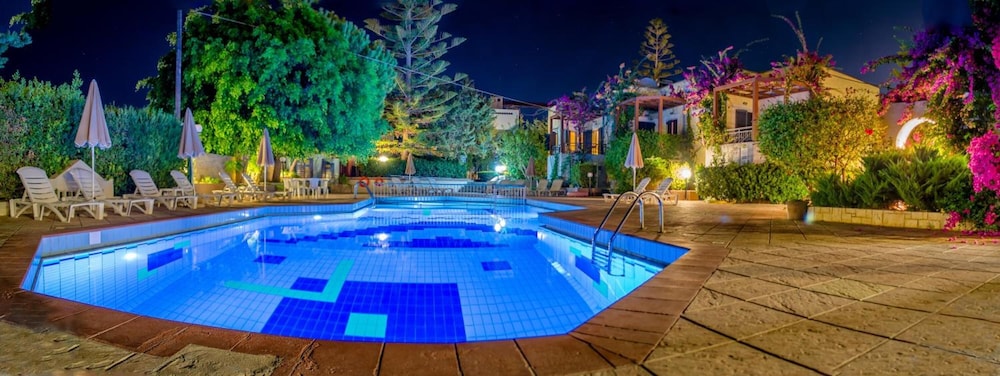 Your Memories Hotel Apartments 22/46