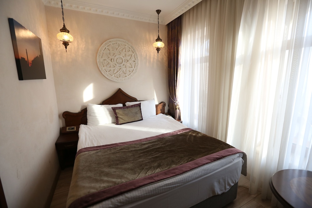Kaya Ninova Hotel 18/50