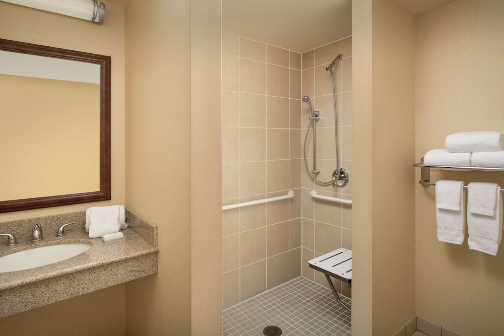 Hilton Garden Inn Yakima 13/49
