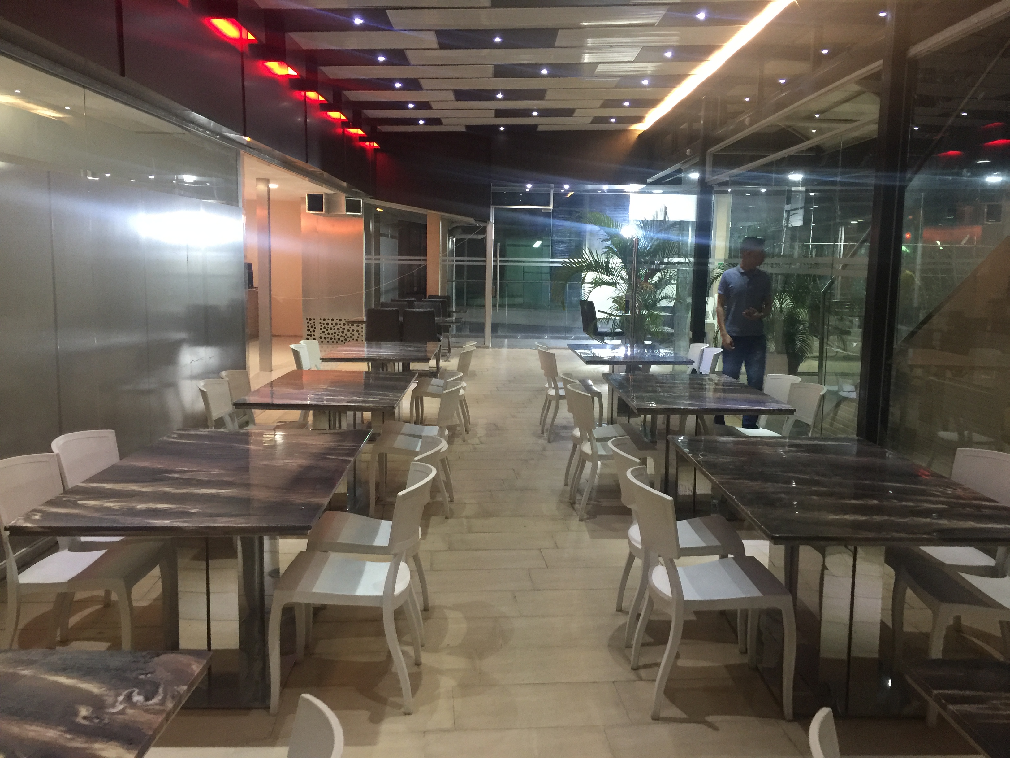 Grand International Hotel 35/45