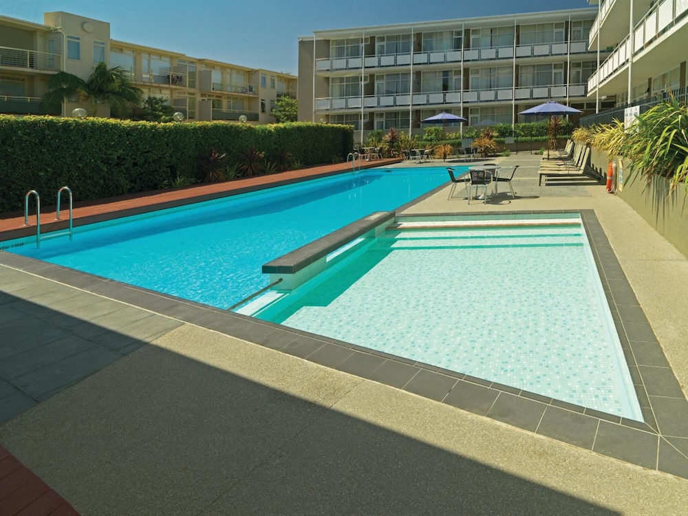 The Parkmore Hotel 26/45