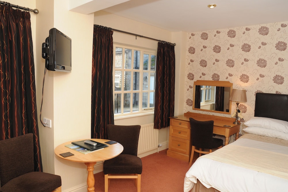 Hundith Hill Hotel 48/66