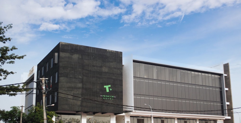 T+ Premium Hotel 3/27
