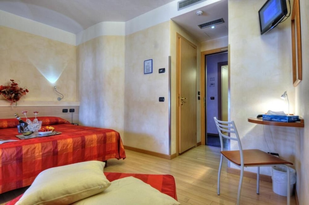 Hotel Savoia 21/62