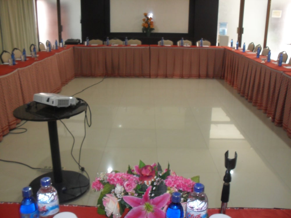 Gran Central Hotel Manado 11/45