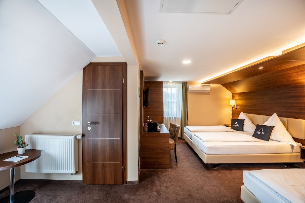 Aspire Castillio Reutlingen, Trademark Collection by Wyndham 33/64