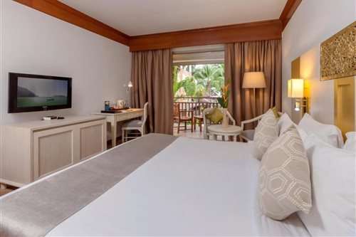 Room, Double or Twin Bed, Sea View