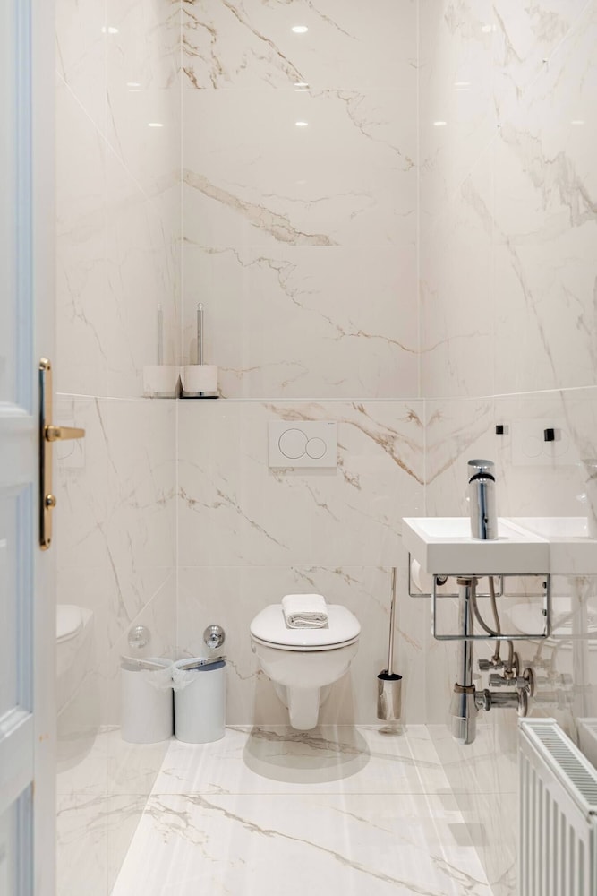 Abieshomes Serviced Apartments-Votivpark 47/50
