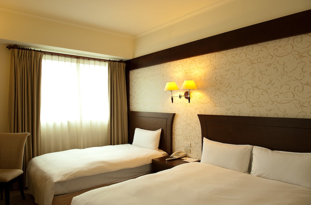 Liga Hotel 13/61