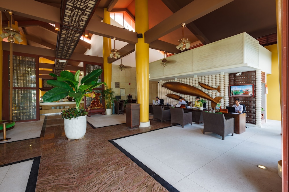 lobby