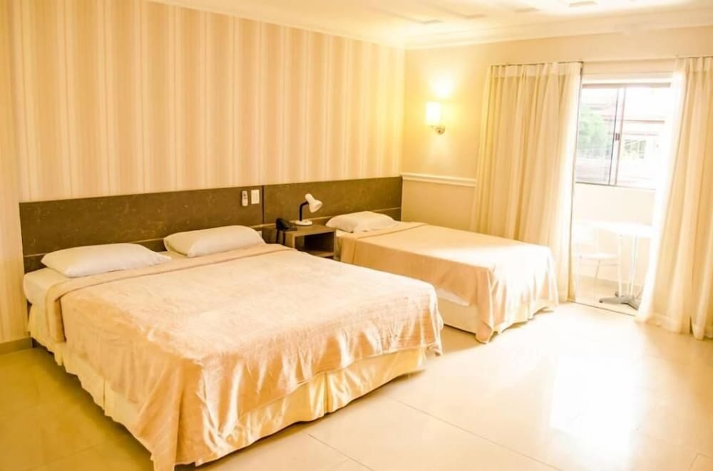 Atalanta Hotel 5/26