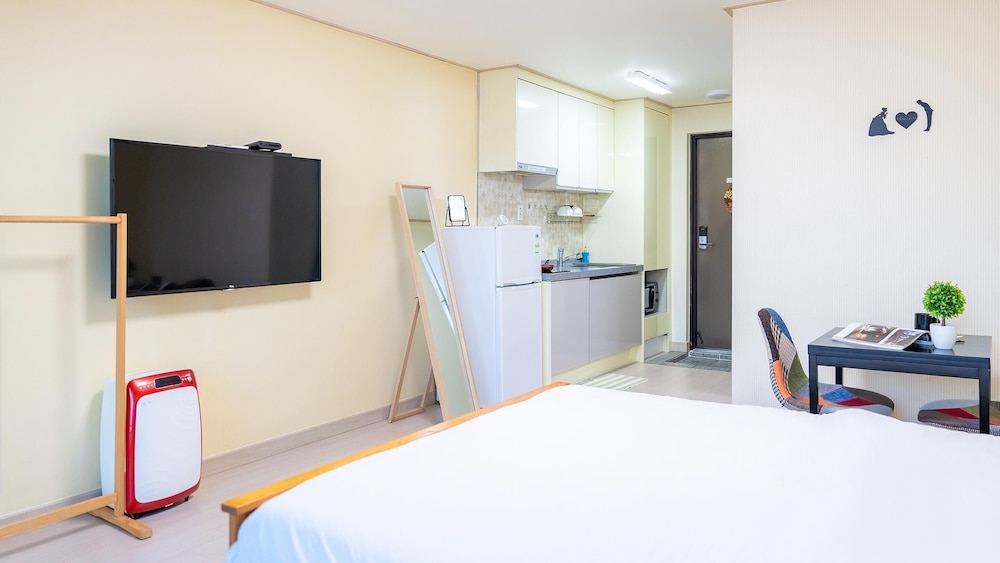 Jeju Inhouse Pension 12/53