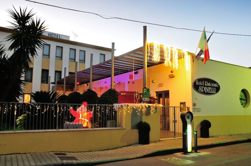 Hotel Spinelli 42/46
