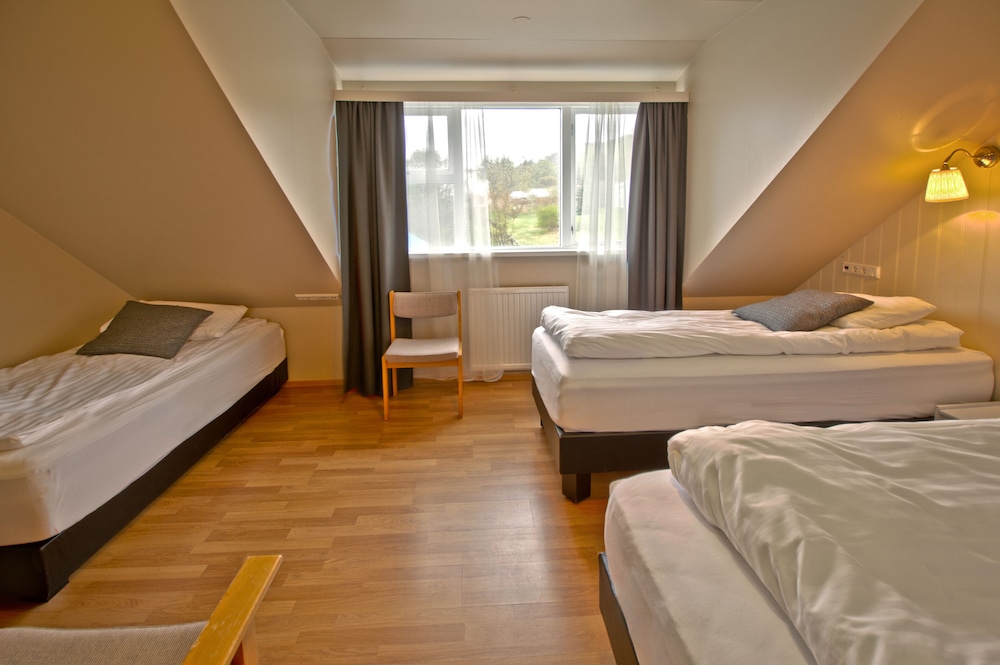 Hotel Breiodalsvik 20/82