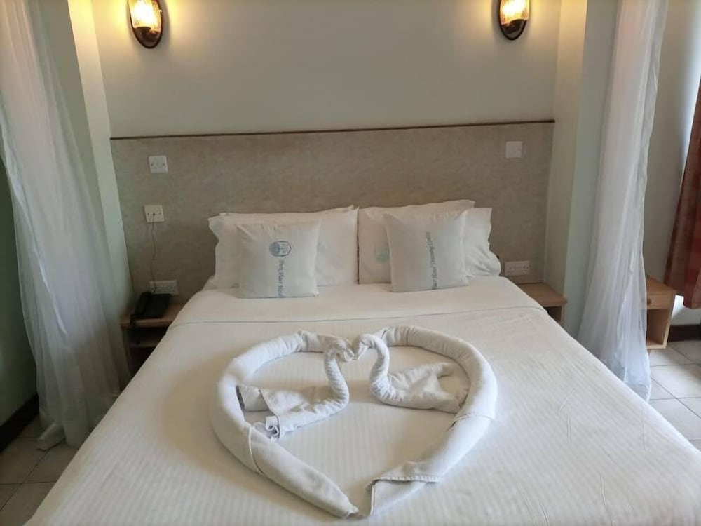Park Place Hotel 12/80