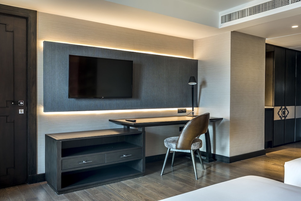 Mercure Bangkok Sukhumvit 11 40/49