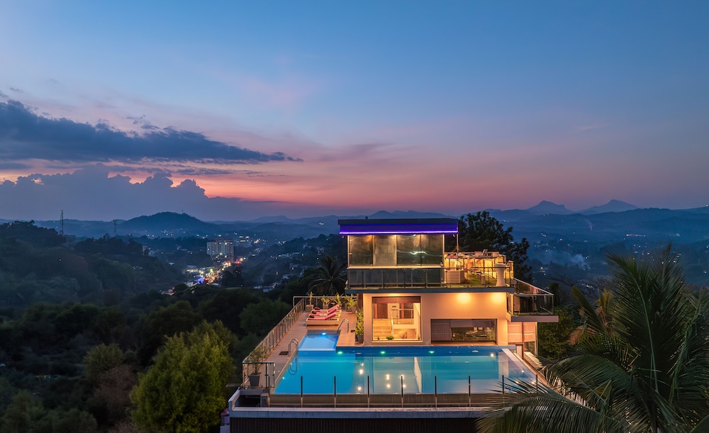 View 360 6/66