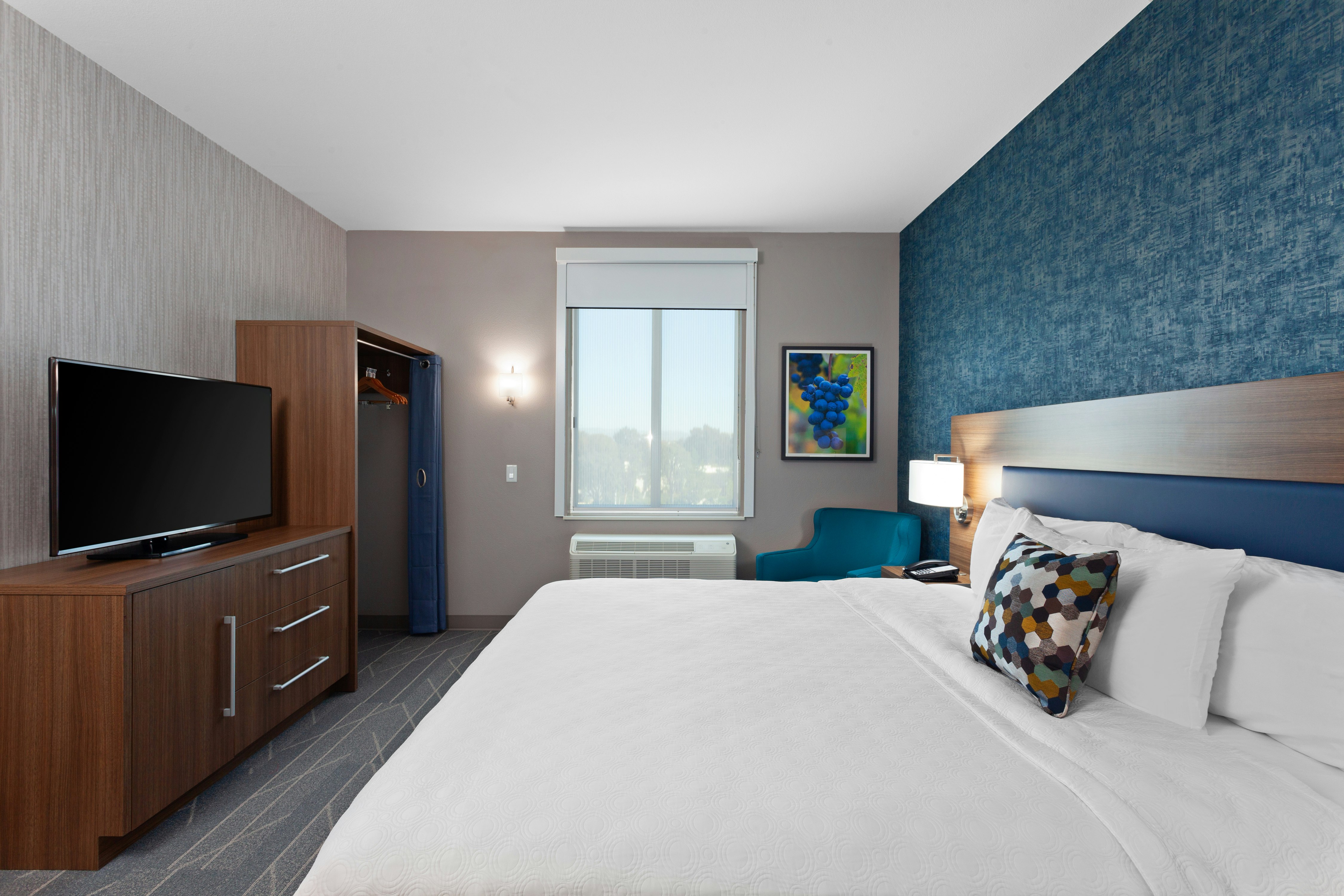 Home2 Suites by Hilton Temecula, CA 10/50