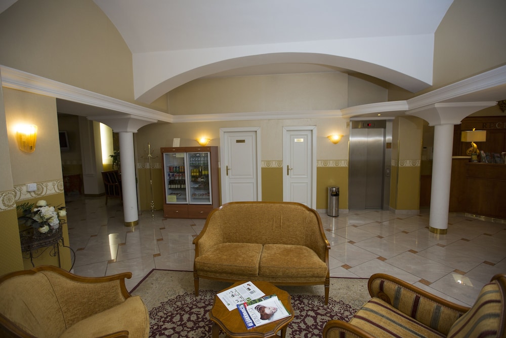 Tyl Hotel 22/39