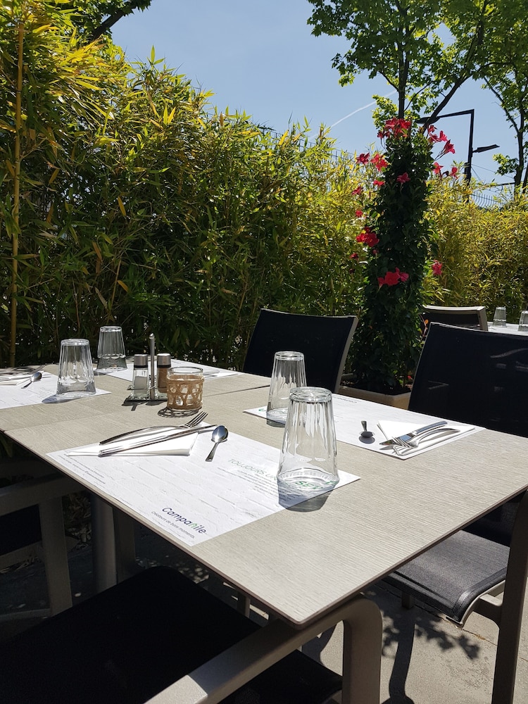 Hotel Campanile Toulouse Blagnac Aeroport 50/66