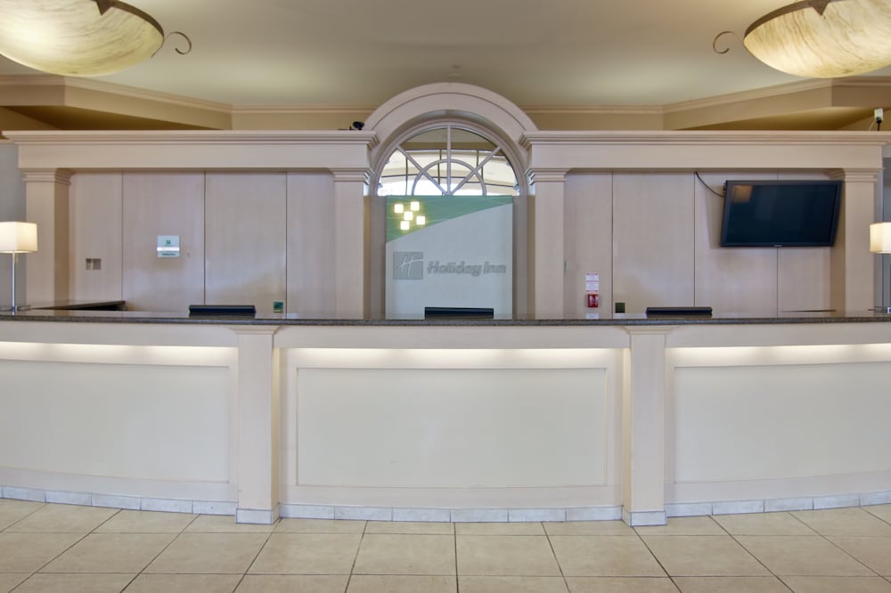Holiday Inn Hotel Suites St Catharines Conference Ctr 10/81