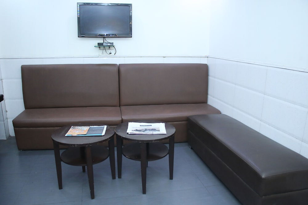Hotel Grace At Karol Bagh 40/45