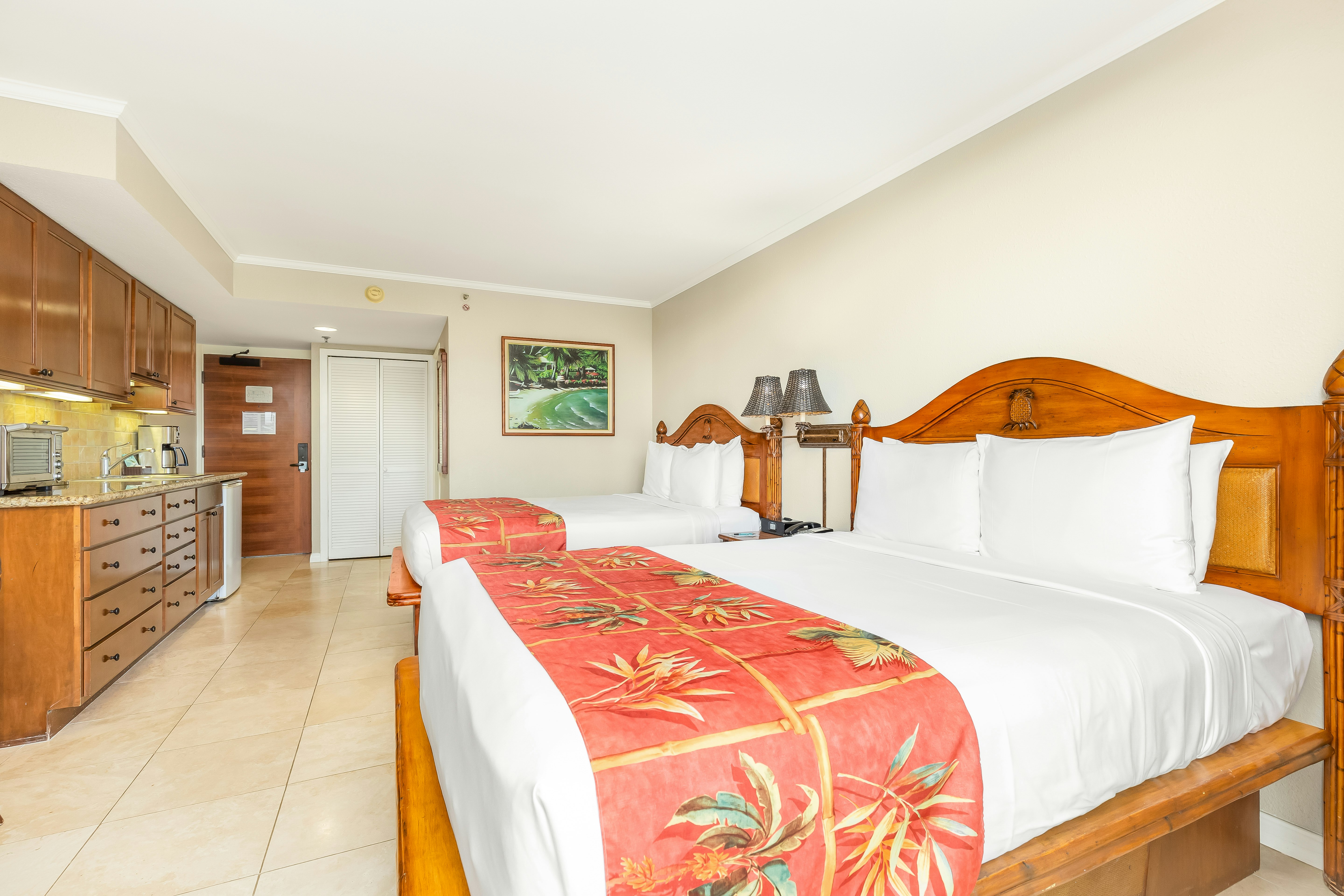 Luana Waikiki Hotel and Suites 15/50