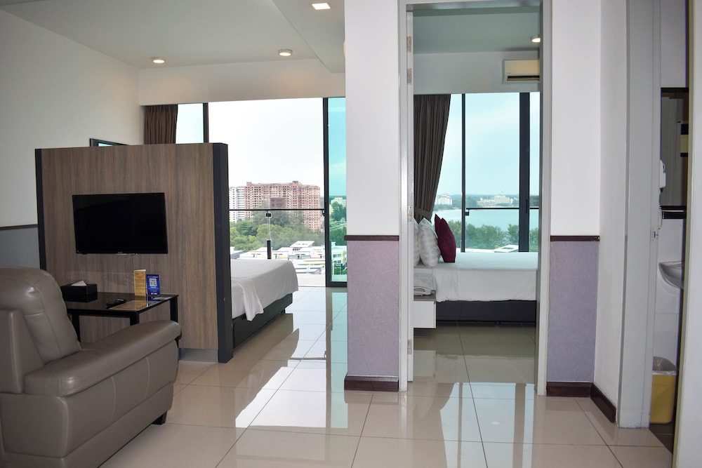 D Wharf Hotel And Serviced Residence 45/71