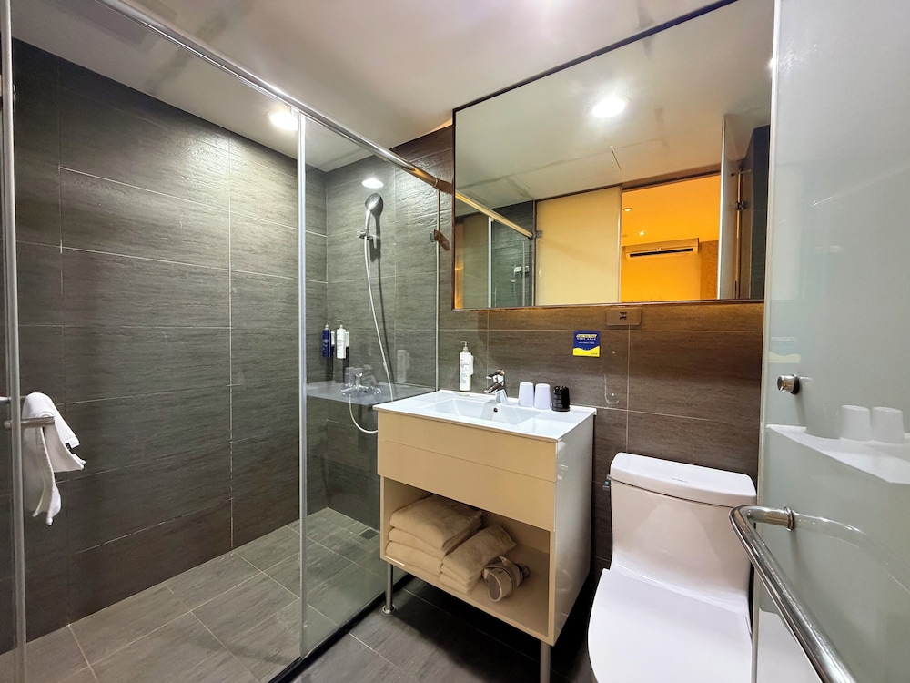 Talmud Hotel Taichung 69/70