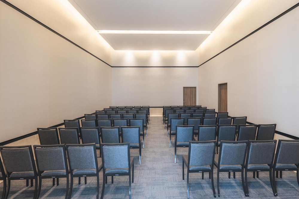 Hyatt Place Cancun Airport 67/74