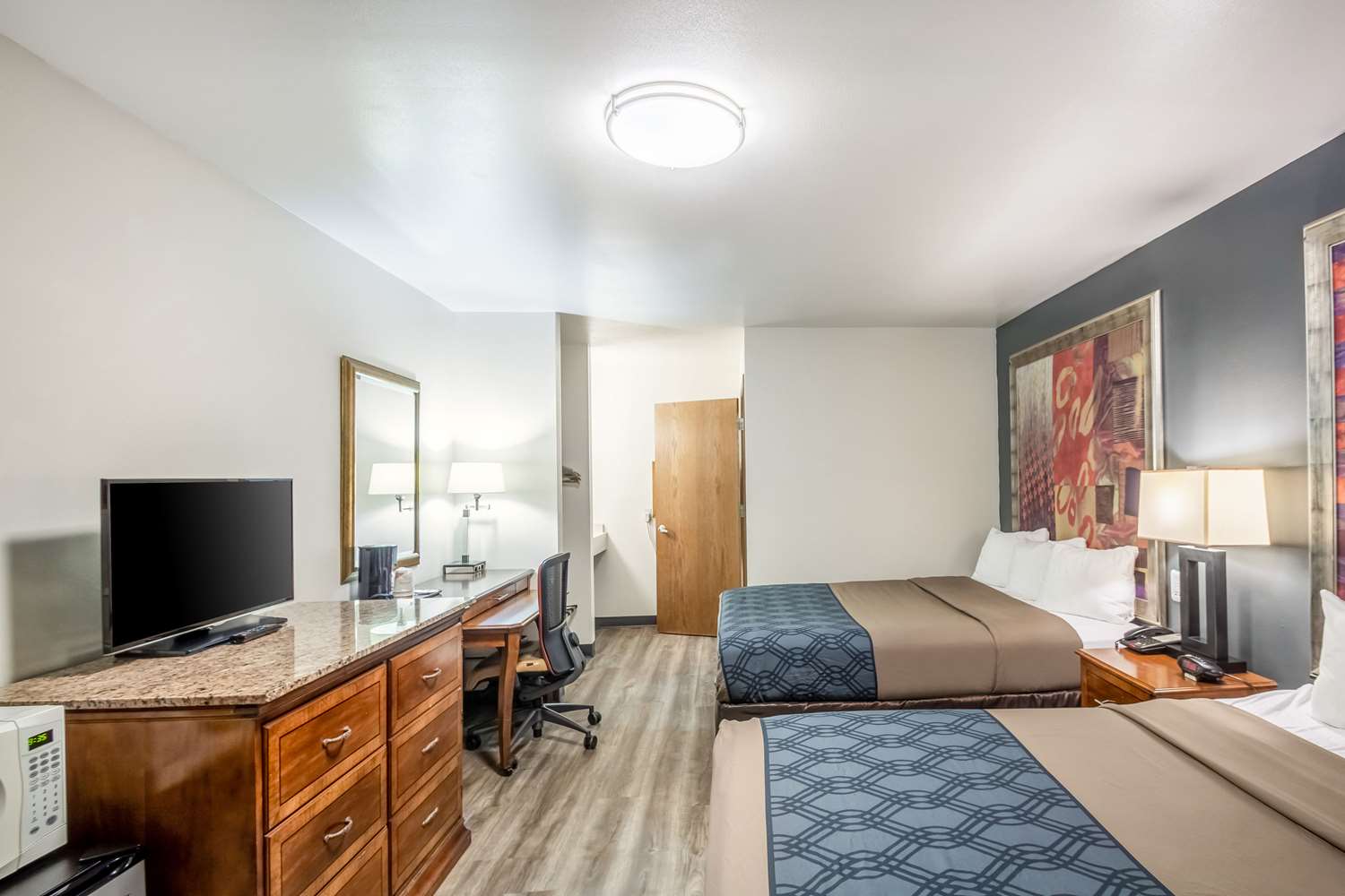 Econo Lodge Waupaca 22/35
