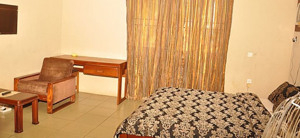 Golden King Apartment Hotel 9/12