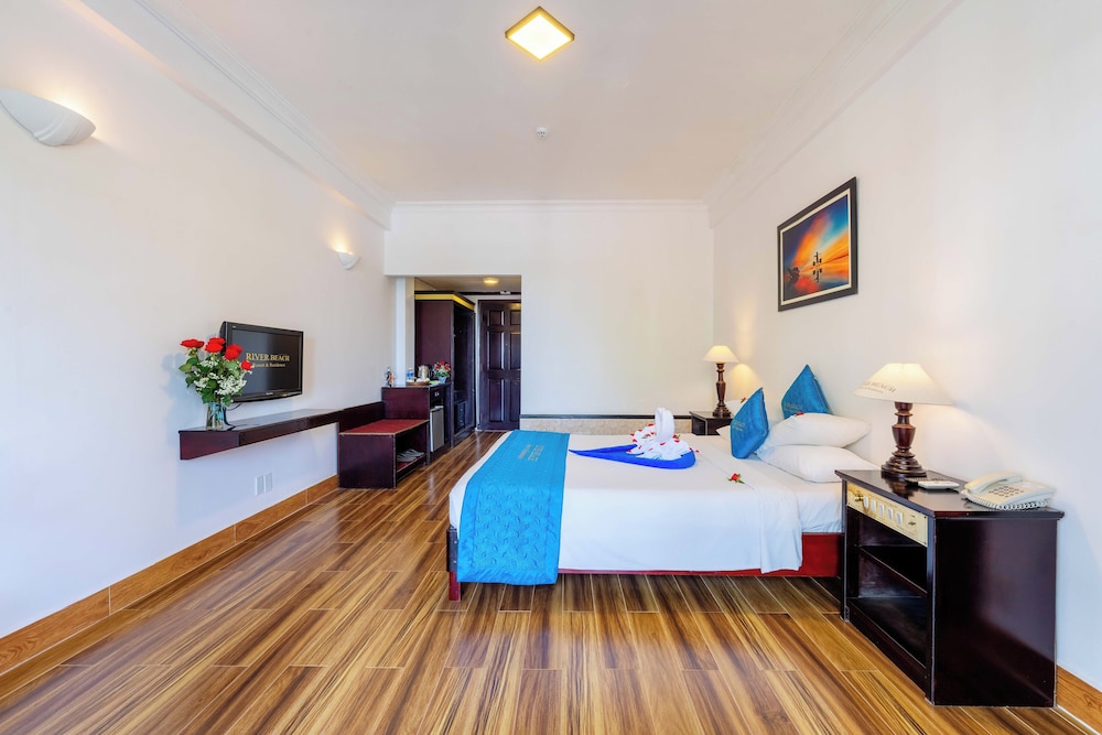 Deluxe Double Room With Garden View