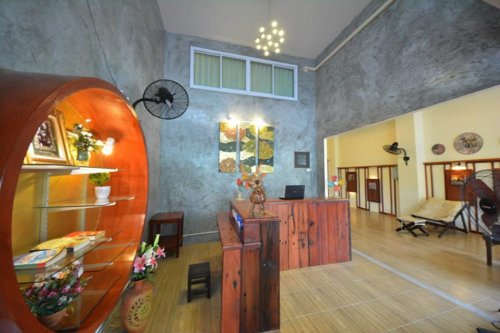 Phangan Barsay Hostel 5/26