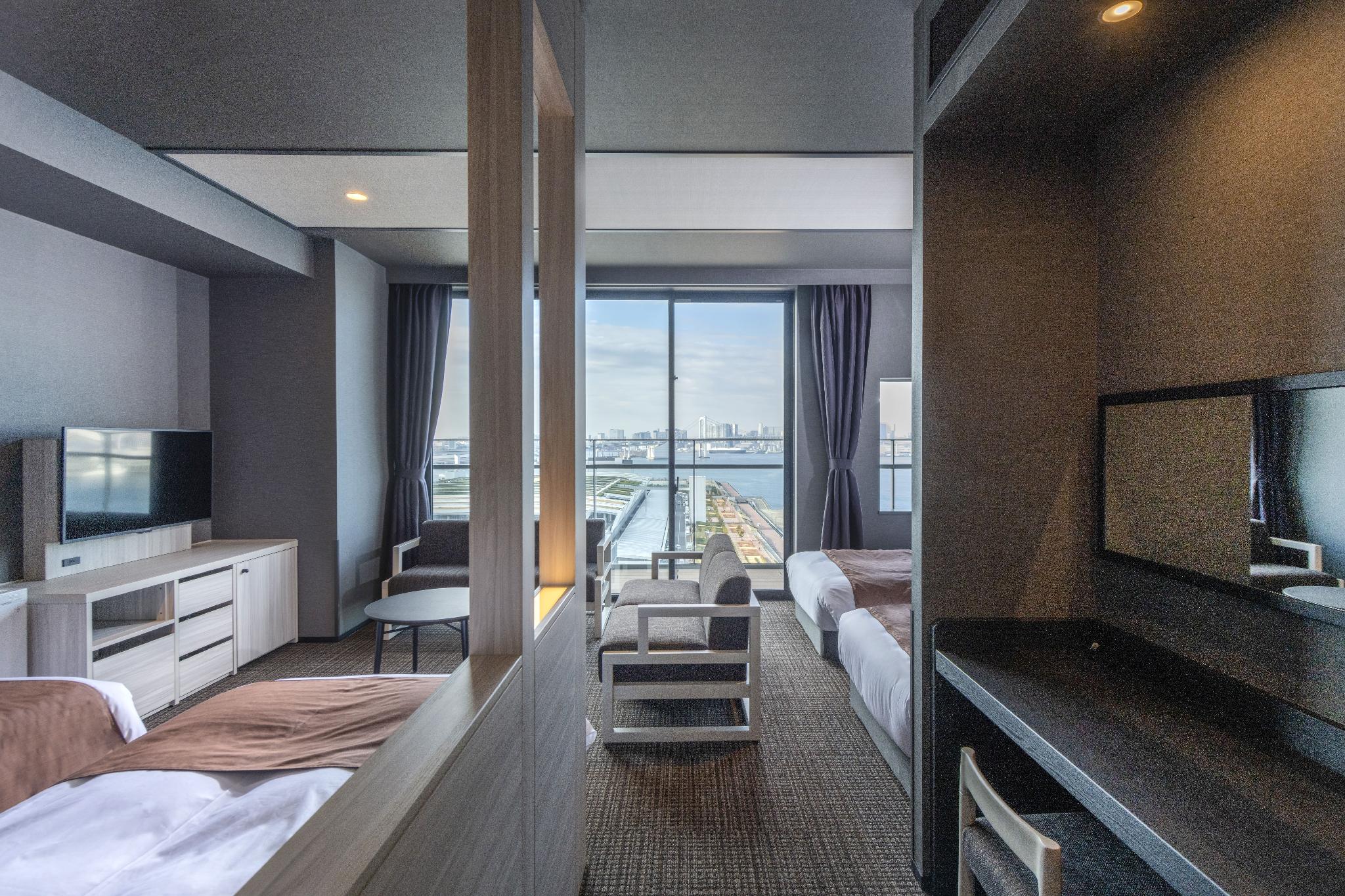 La Vista Tokyo Bay
