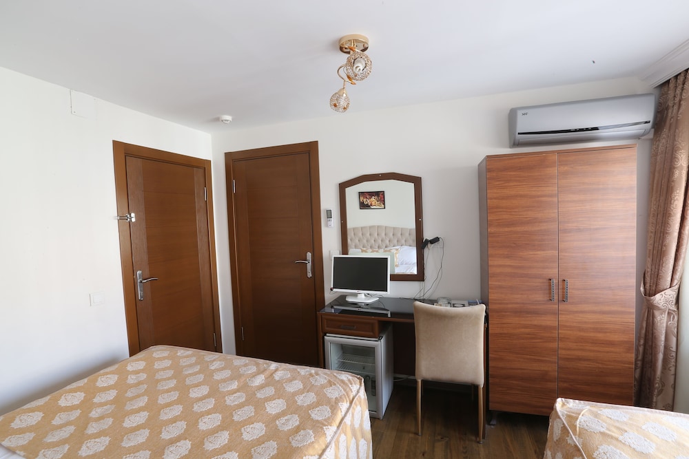 Hotel Ankatra 35/70