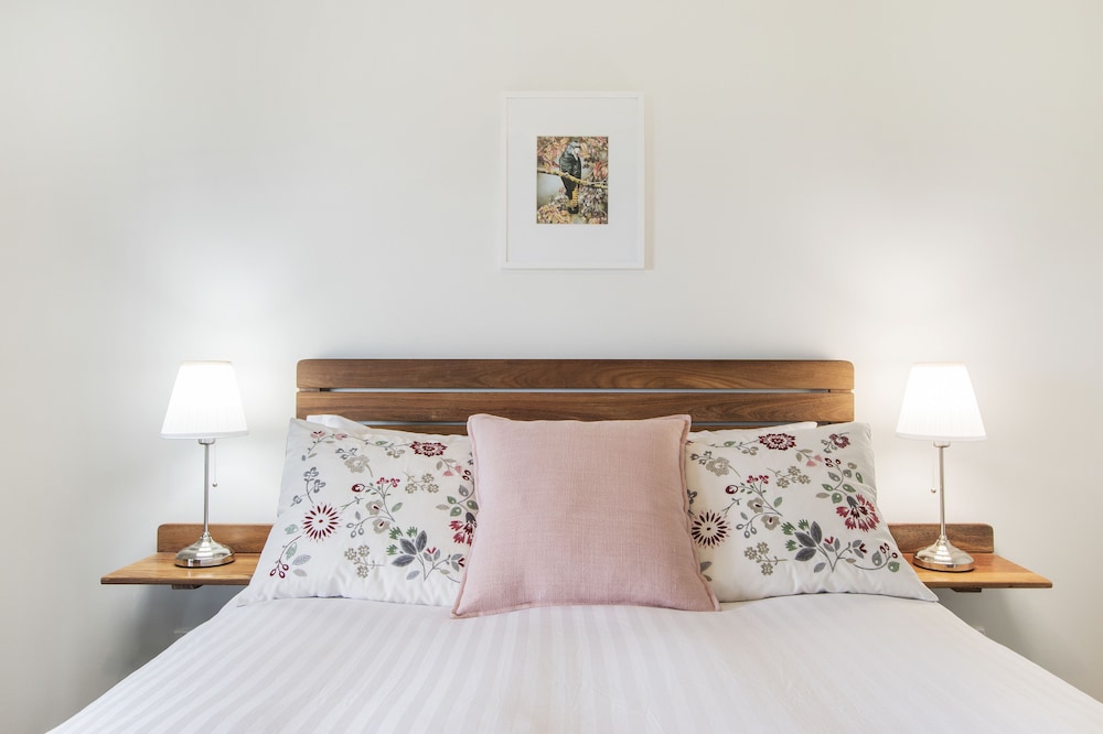 Shambhala Guesthouse 22/44
